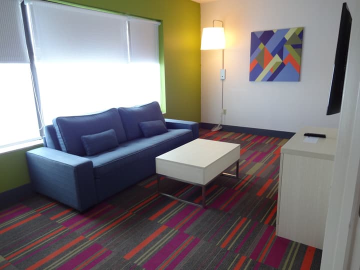 Holiday Inn Express & Suites, International Drive by IHG