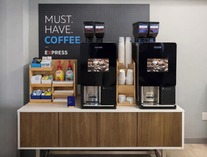 Holiday Inn Express & Suites, International Drive by IHG