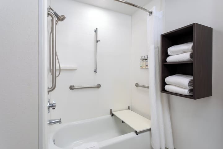 Holiday Inn Express & Suites, International Drive by IHG