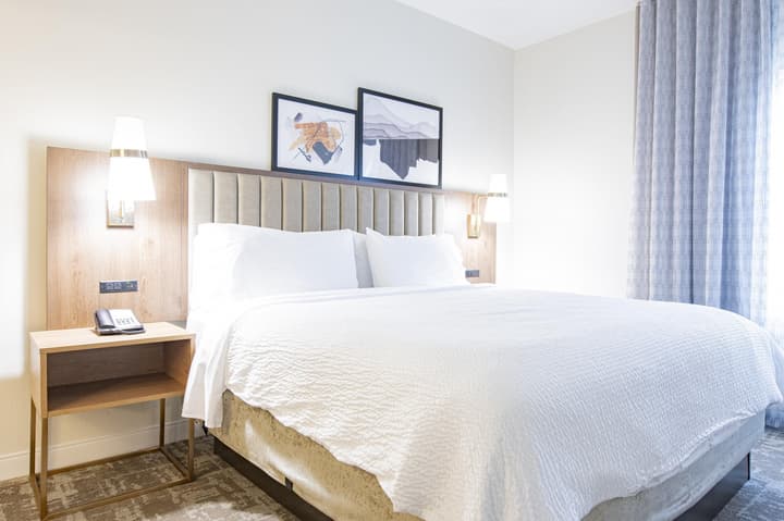 Staybridge Suites Lafayette by IHG