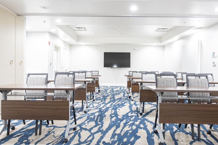 Staybridge Suites Lafayette by IHG