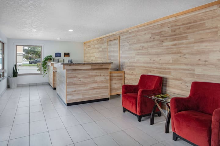 Travelodge by Wyndham Newport