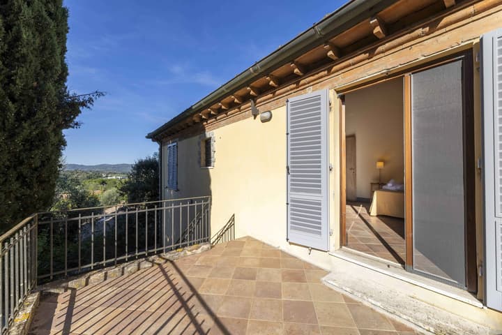Villa Montarioso