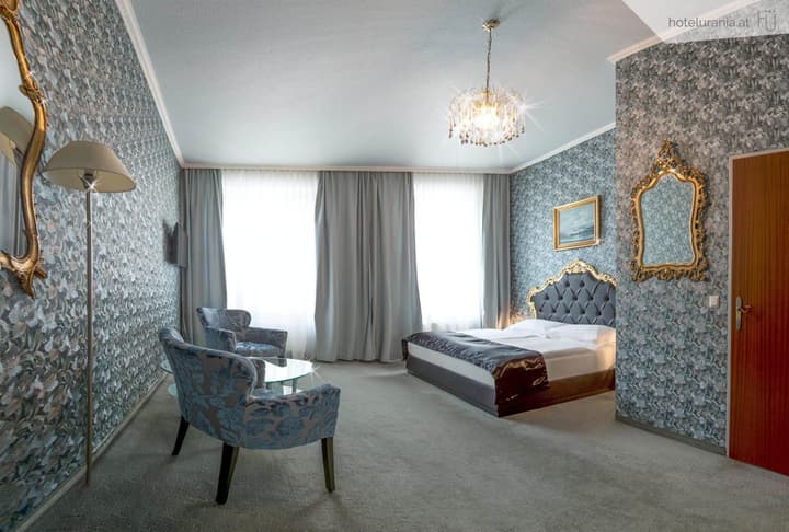 Hotel Urania