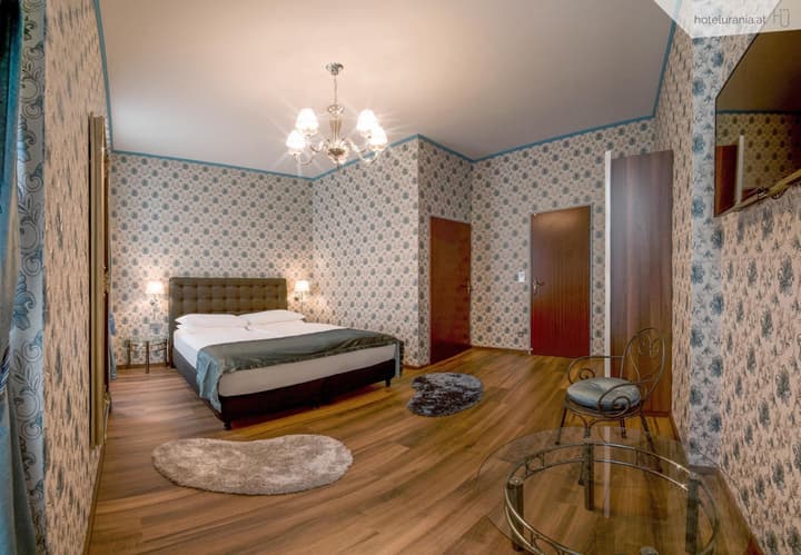 Hotel Urania