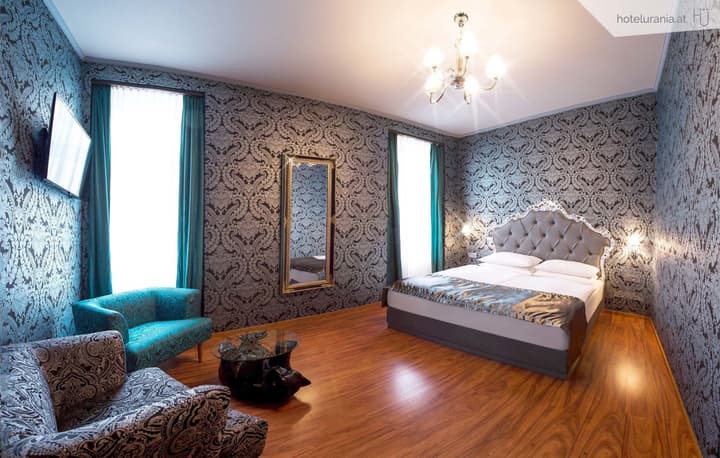 Hotel Urania