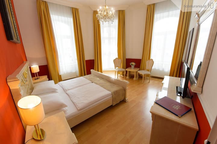Hotel Urania