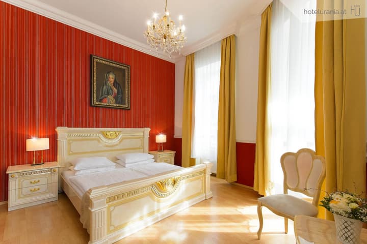 Hotel Urania
