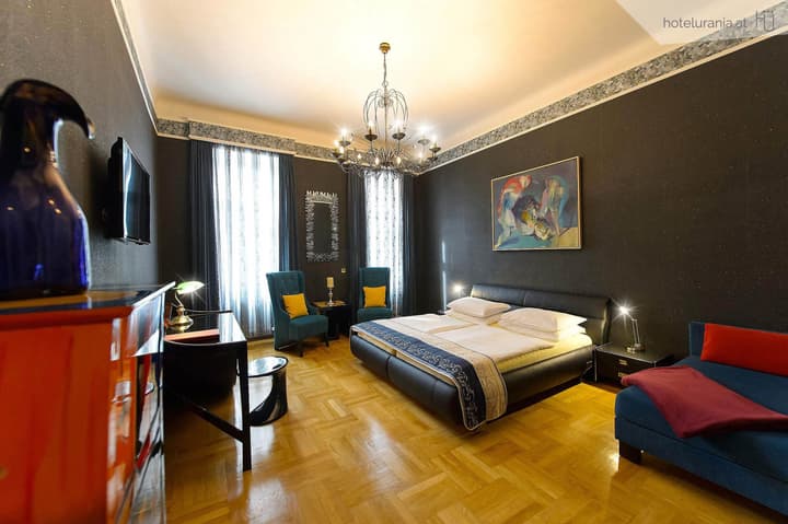 Hotel Urania