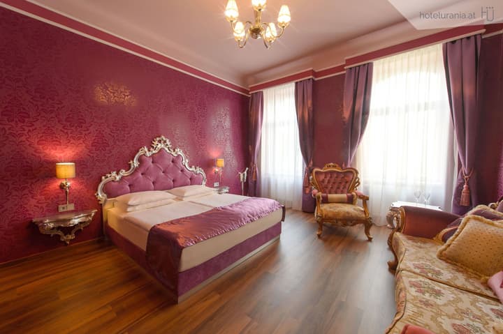 Hotel Urania