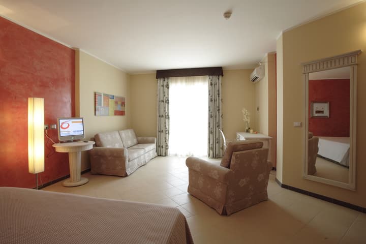 Janus Hotel