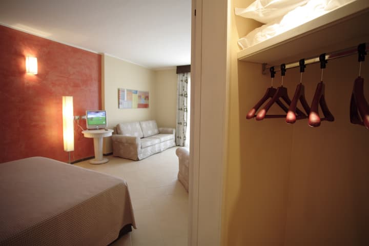 Janus Hotel
