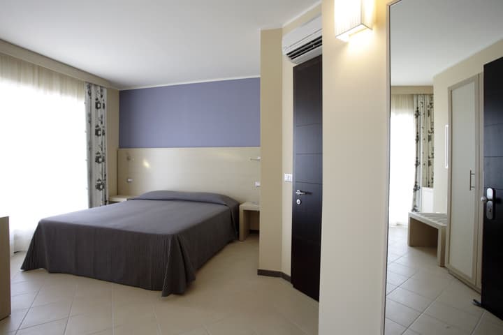 Janus Hotel