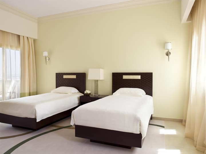 Grand Hyatt Doha Hotel and Villas