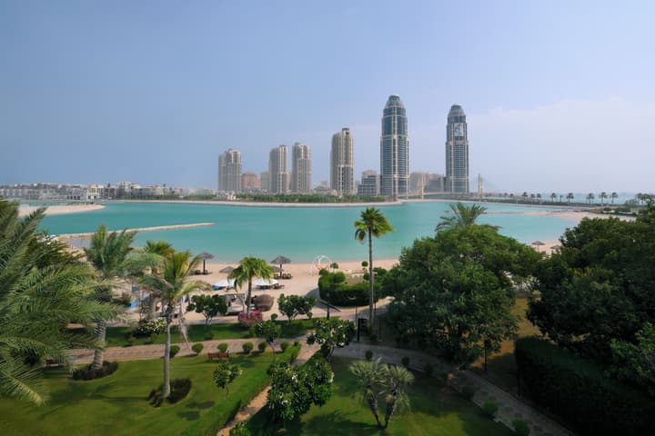 Grand Hyatt Doha Hotel and Villas