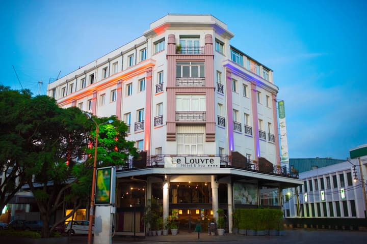 Le Louvre Hôtel & Spa