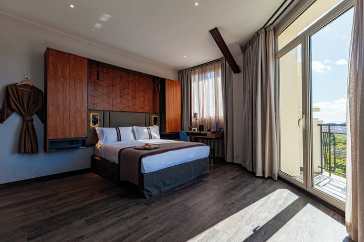 Le Louvre Hôtel & Spa