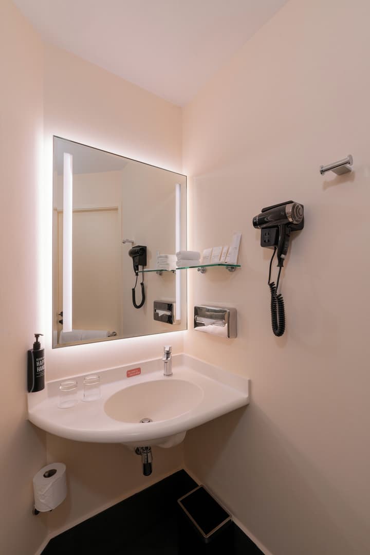 ibis Singapore On Bencoolen
