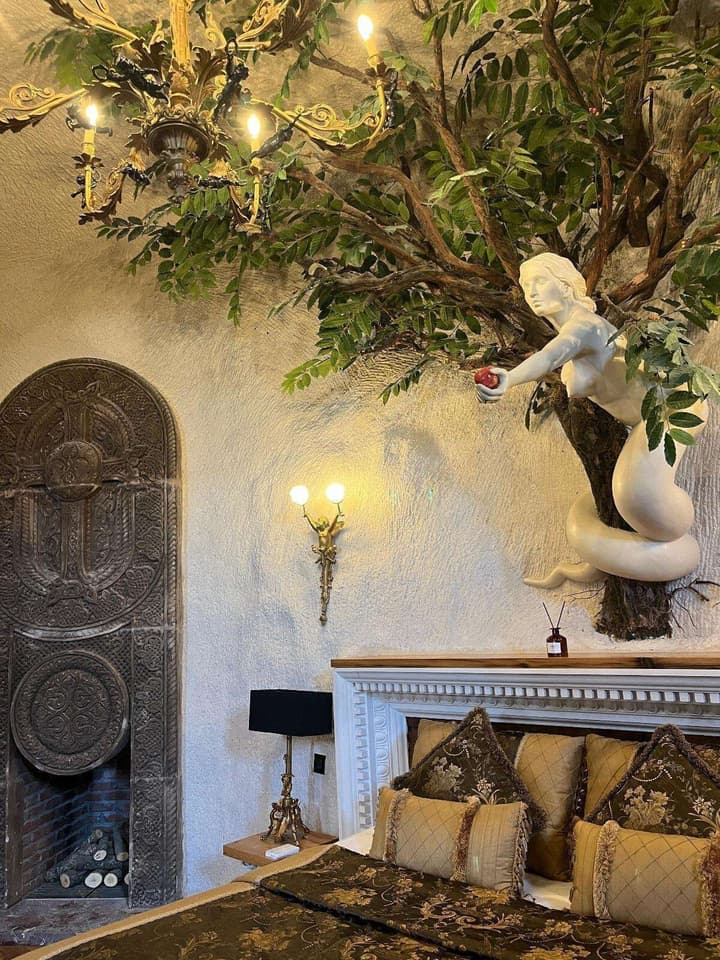 Sacred Mansion