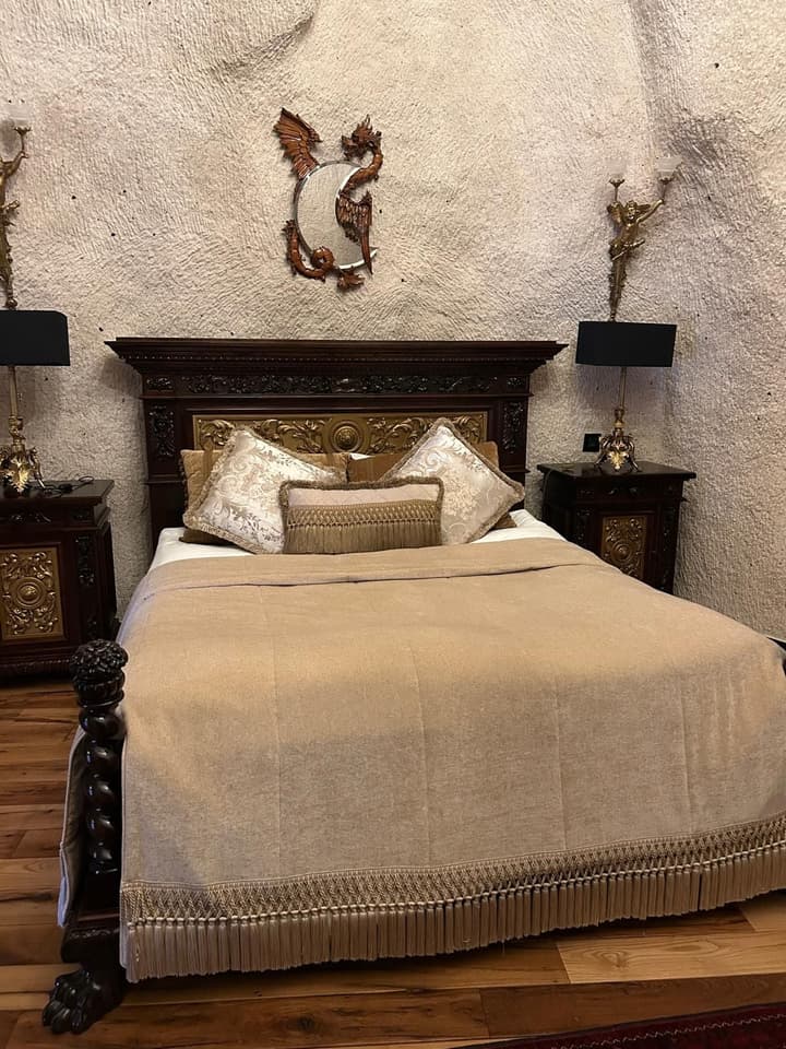 Sacred Mansion