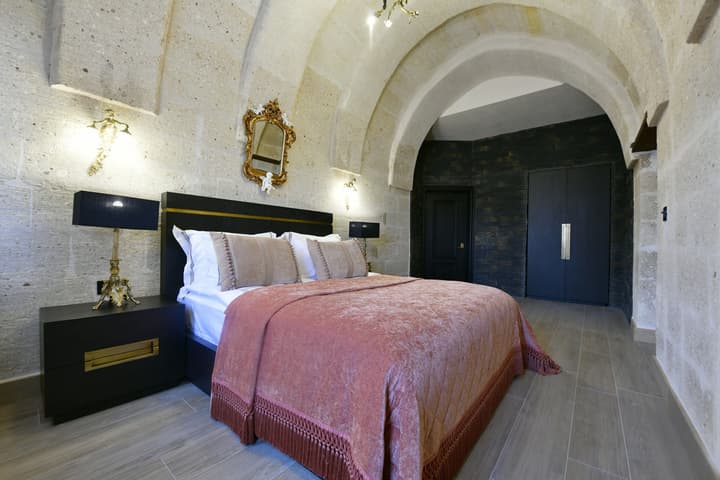Sacred Mansion