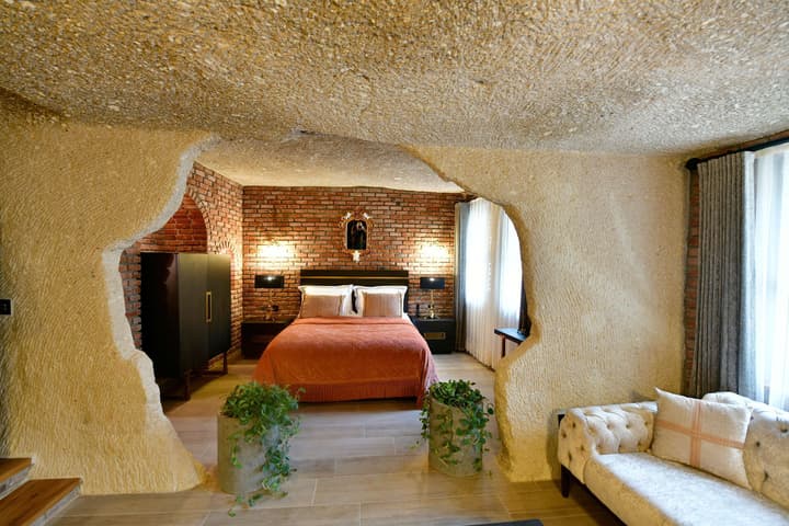 Sacred Mansion
