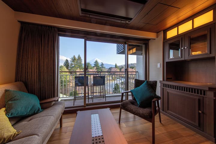 Fuji View Hotel