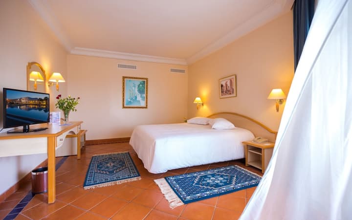 Medina Belisaire & Thalasso Hotel