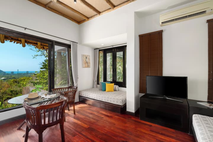 SAii Phi Phi Island Village