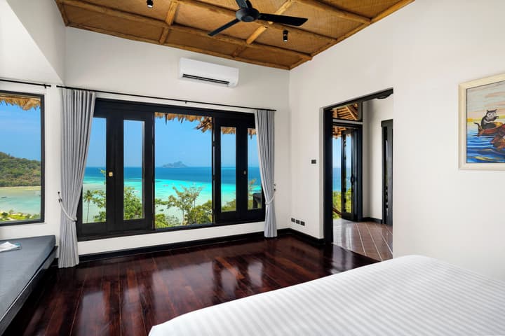 SAii Phi Phi Island Village