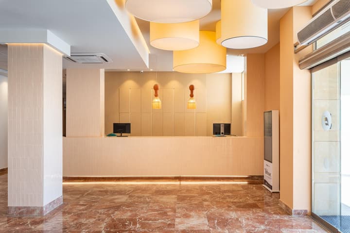 Hotel San Fermín by Dorobe