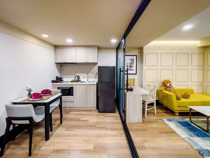 Oakwood Hotel & Residence Bangkok