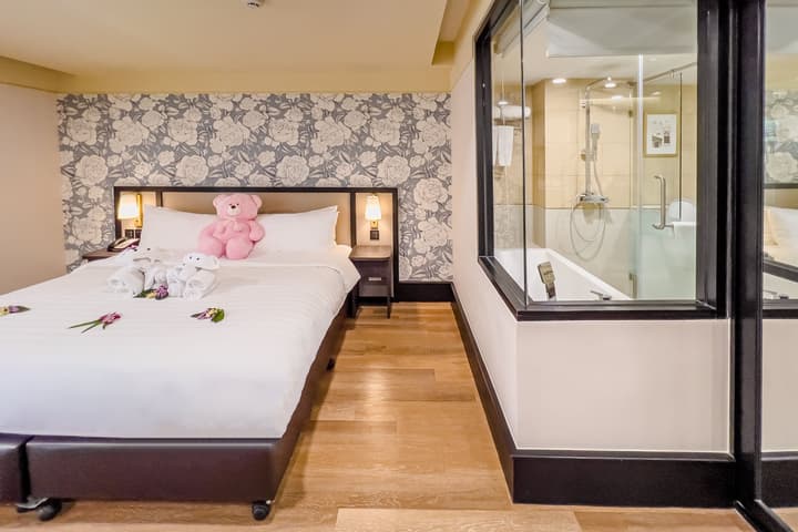 Oakwood Hotel & Residence Bangkok