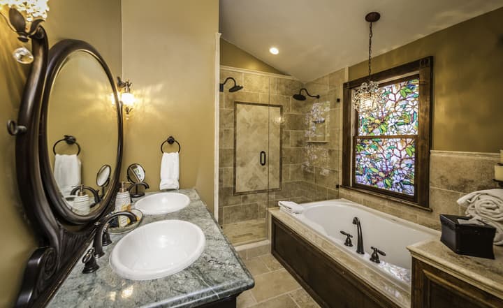 Carriage Way Inn