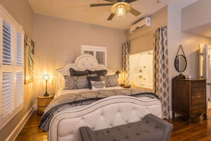 Carriage Way Inn