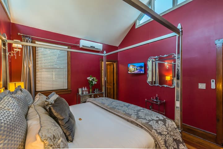 Carriage Way Inn