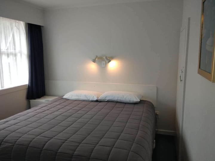 Queens Park Motels