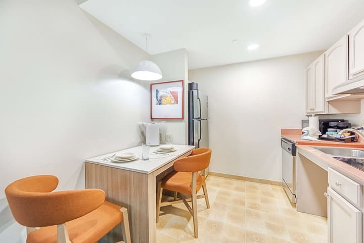 Homewood Suites by Hilton East Rutherford - Meadowlands