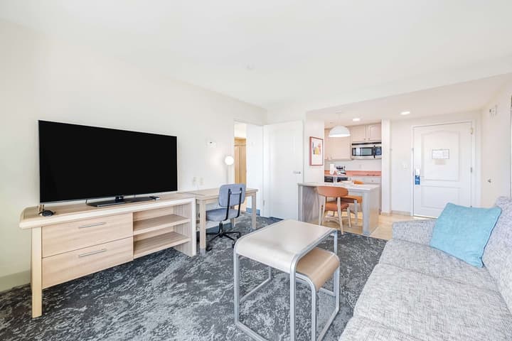 Homewood Suites by Hilton East Rutherford - Meadowlands