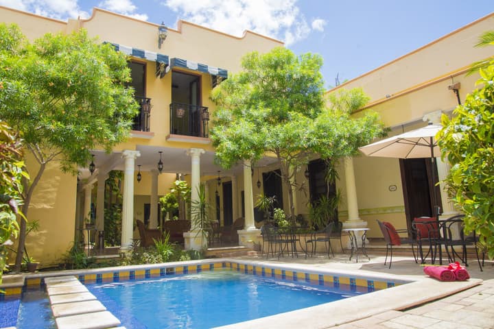 Casa De Las Columnas