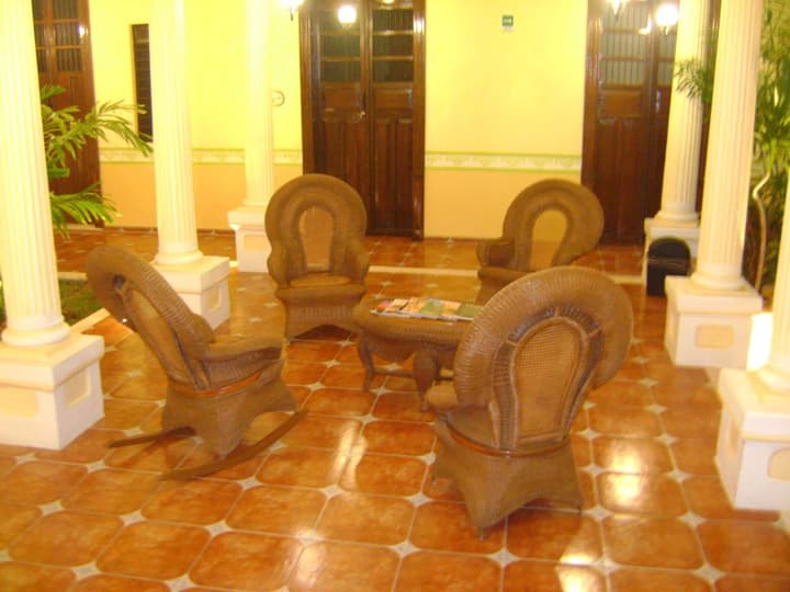Casa De Las Columnas