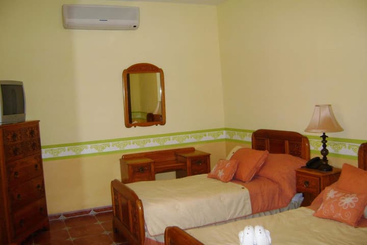 Casa De Las Columnas
