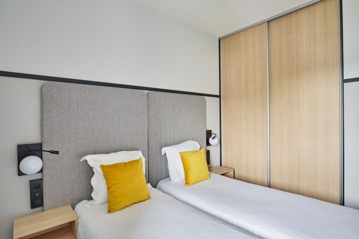 Appart'hôtel Odalys City - Bioparc Lyon Est