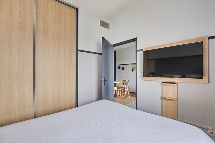 Appart'hôtel Odalys City - Bioparc Lyon Est
