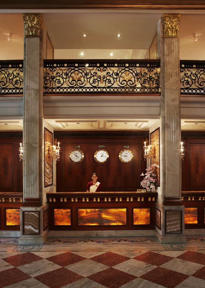 Hotel The Royal Plaza