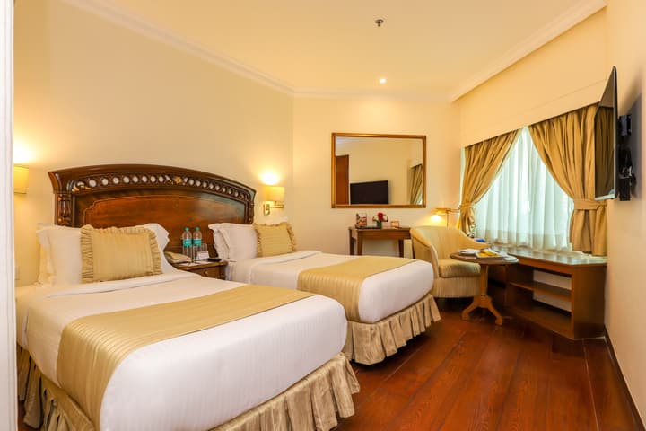 Hotel The Royal Plaza