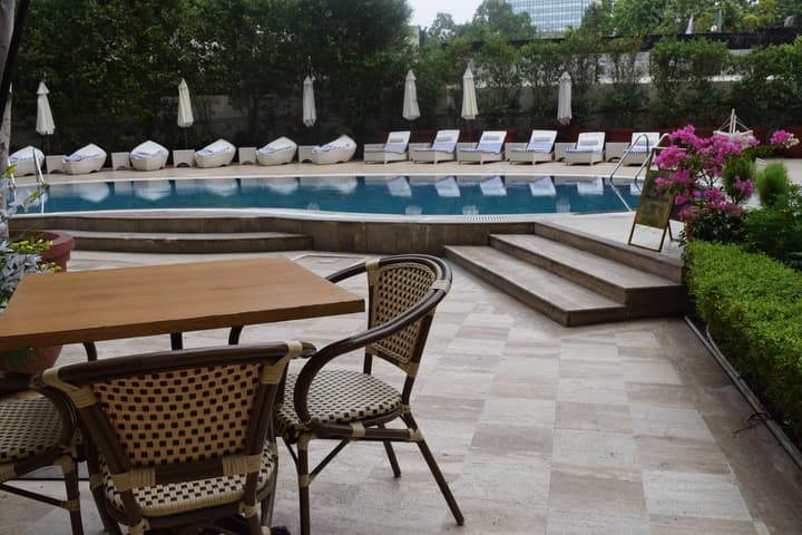 Hotel The Royal Plaza