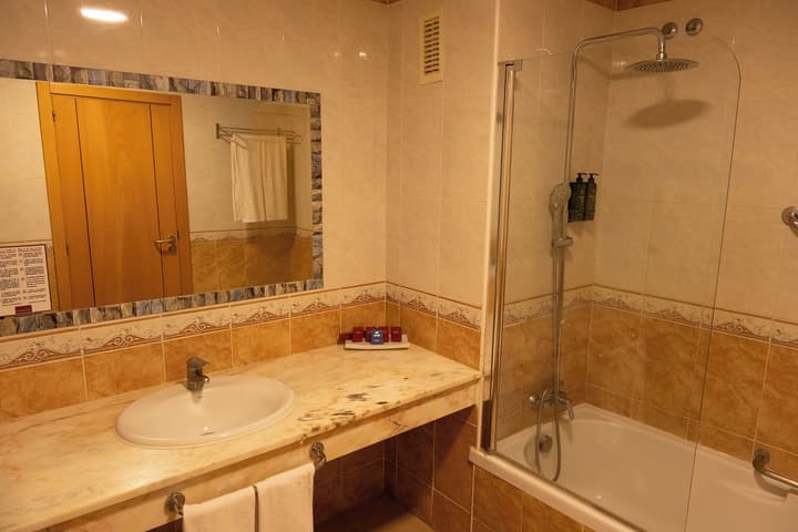 Grand Muthu Golf Plaza Hotel