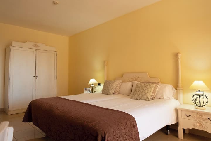 Grand Muthu Golf Plaza Hotel