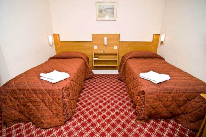 Alexandra Hotel